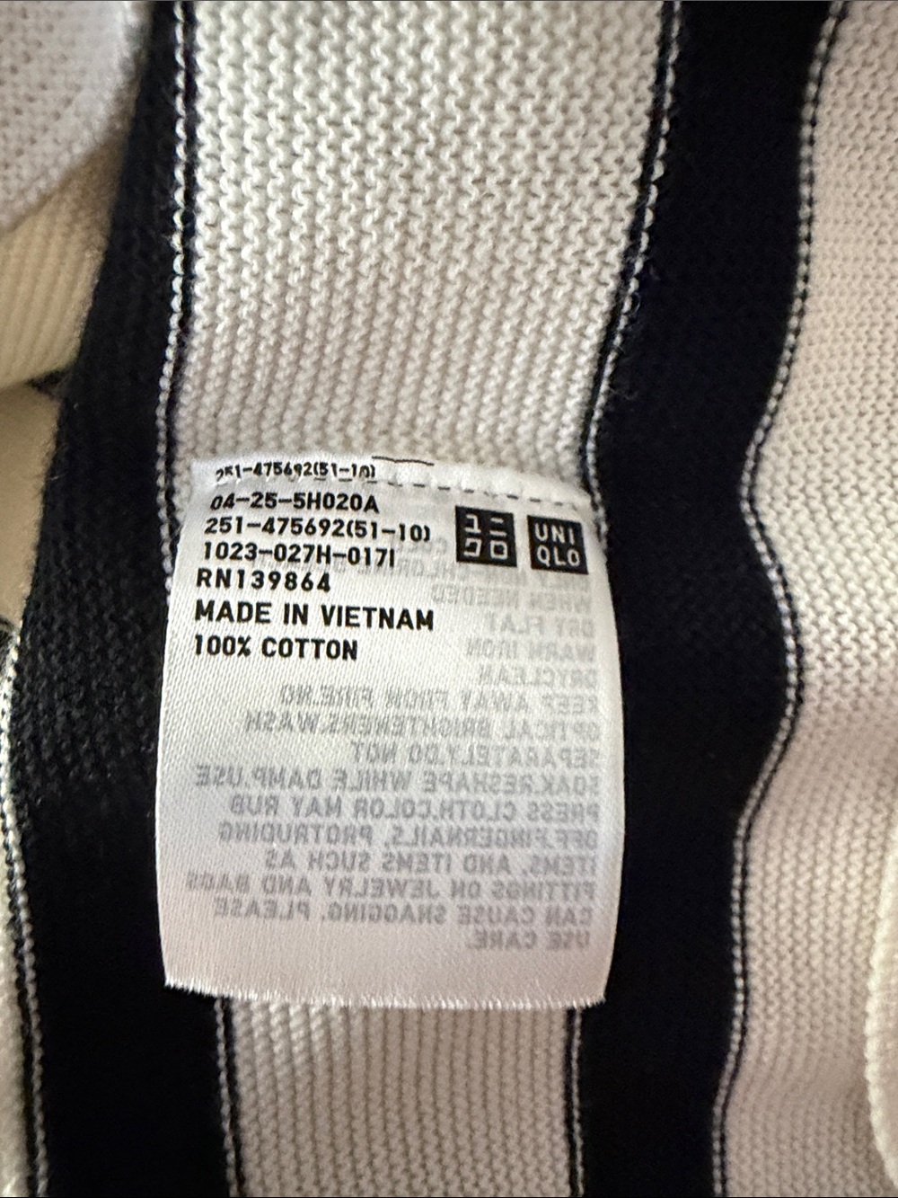 Uniqlo 3D Knit Cotton Sweater White/Black Stripes Sz L - Picture 7 of 7